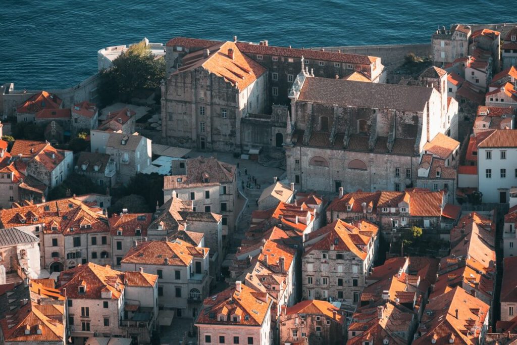 Dubrovnik Jesuiten-Treppe vor Ignatius Kirche von oben