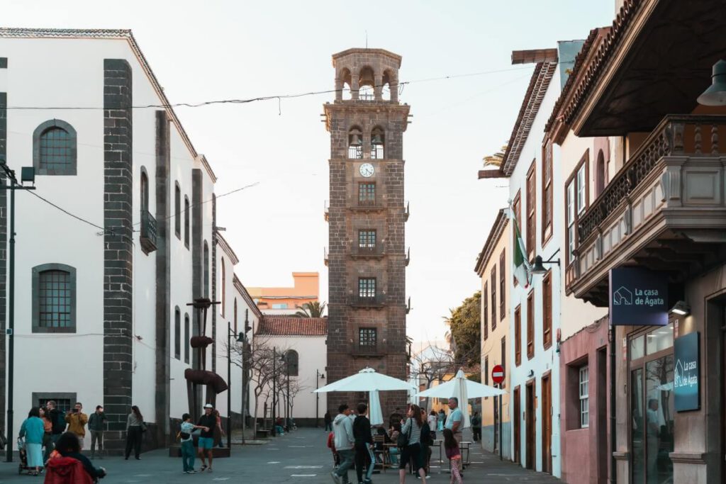 Kirchturm der Iglesia de la Concepcion