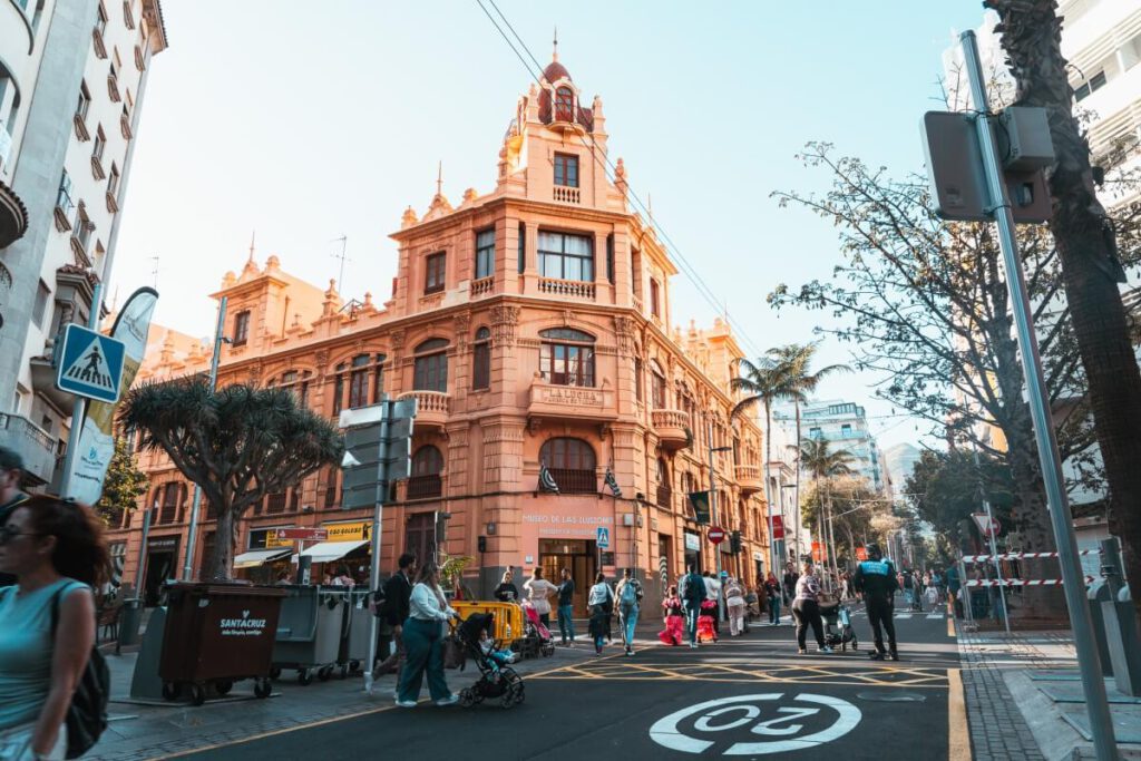 Edificio La Lucha Fabrica de Tabacos