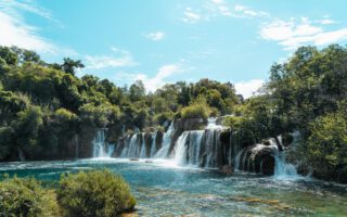 Wasserfall Kaskade des Skradinski Buk im Krka Nationalpark