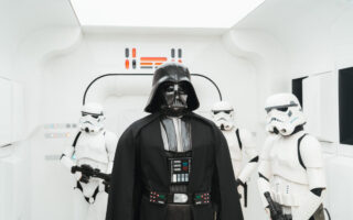 Darth Vader mit Stromtroopern